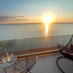 Solid Barrels Luxury Apartamento Mamaia