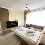 Solid Barrels Luxury * Mamaia