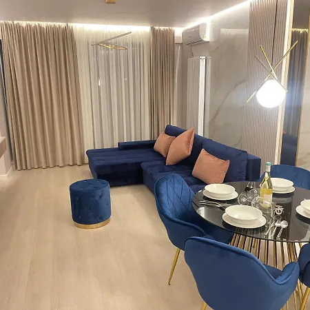 Solid Barrels Luxury Mamaja