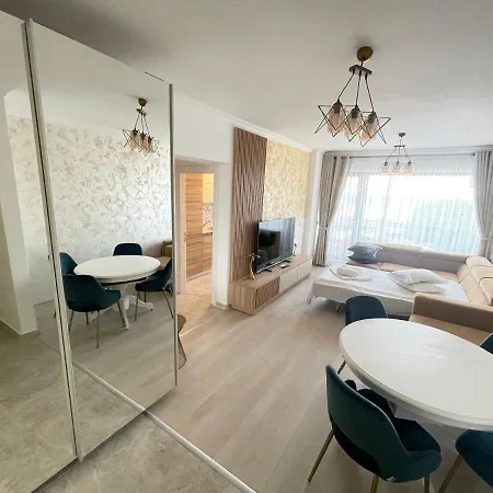 Solid Barrels Luxury Mamaia
