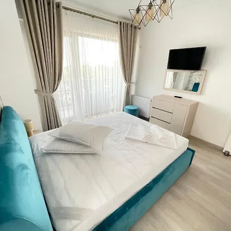 Solid Barrels Luxury Mamaja