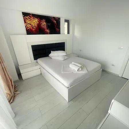 Solid Barrels Luxury Mamaia