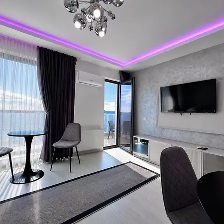 Apartment Solid Barrels Luxury *