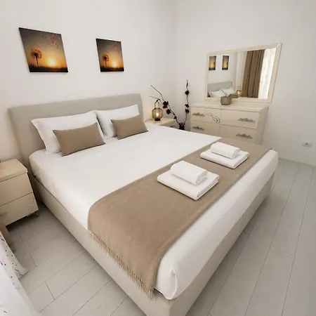 Solid Barrels Luxury Διαμέρισμα Mamaia