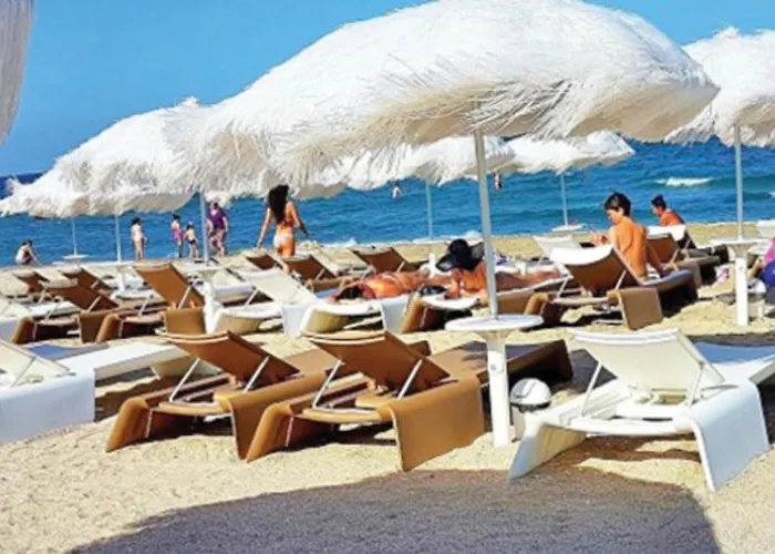 Solid Barrels Luxury * Mamaia