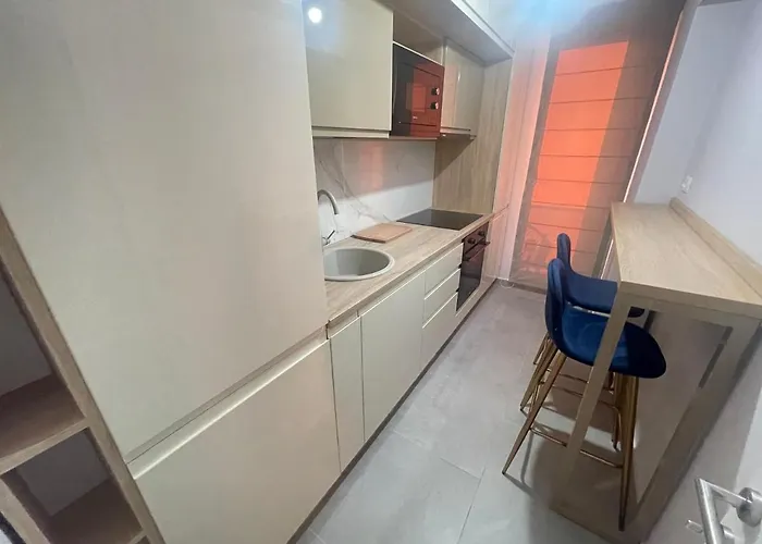 Solid Barrels Luxury Apartment