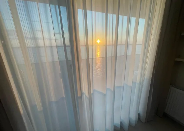 Solid Barrels Luxury Apartment