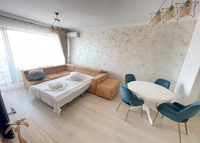 Solid Barrels Luxury Apartment Mamaia