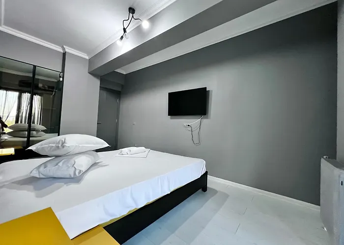 Solid Barrels Luxury Mamaia